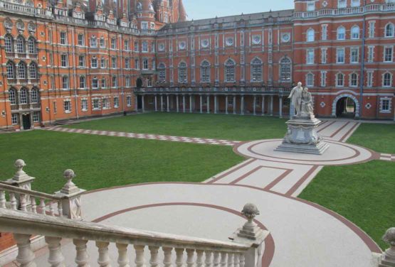 Royal Holloway University resin bound courtyard paving