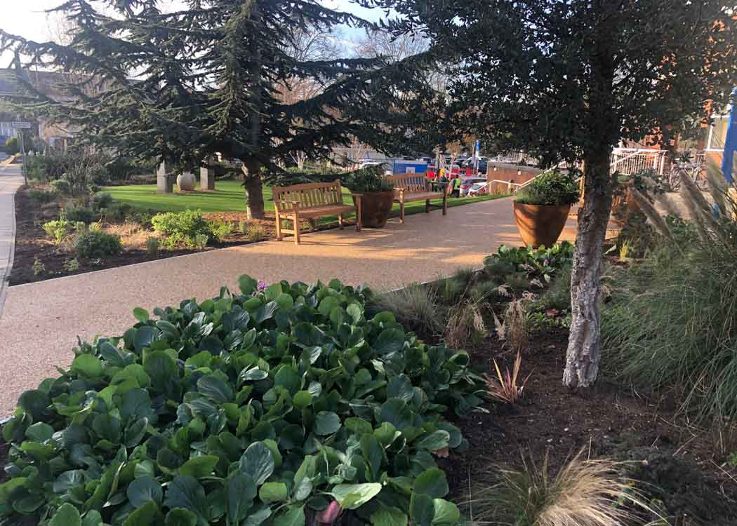 Resin Bound pathways for London hospital garden